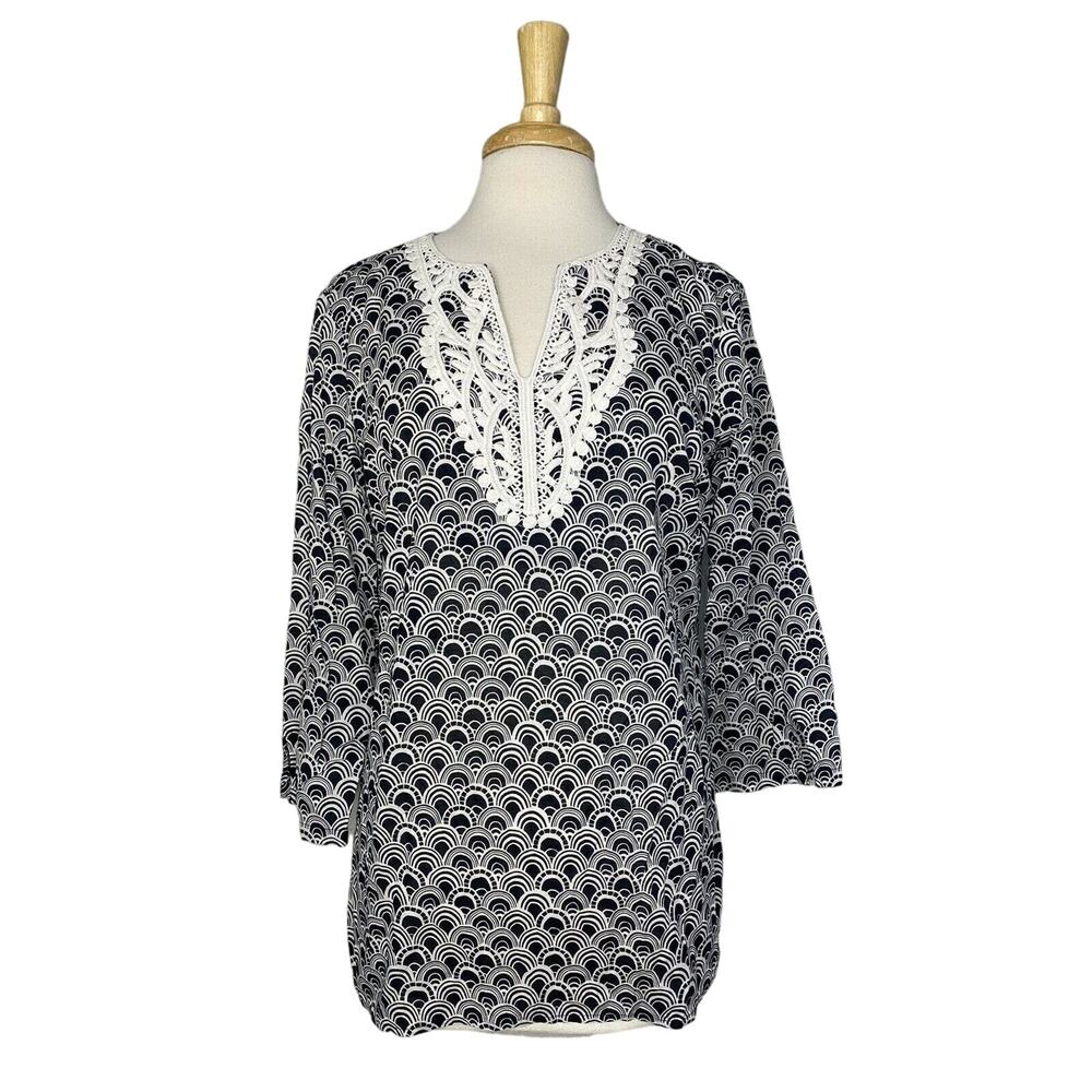 TALBOTS Black White Scalloped Print Crochet Detail Popover Blouse Medium 3/4